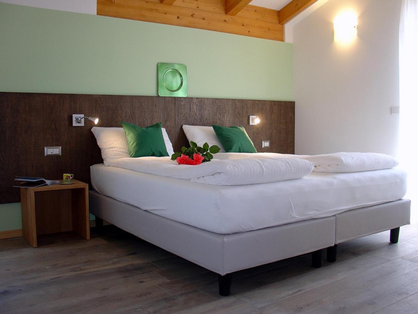 Agriturismo Girasole Fai della Paganella Bagian luar foto